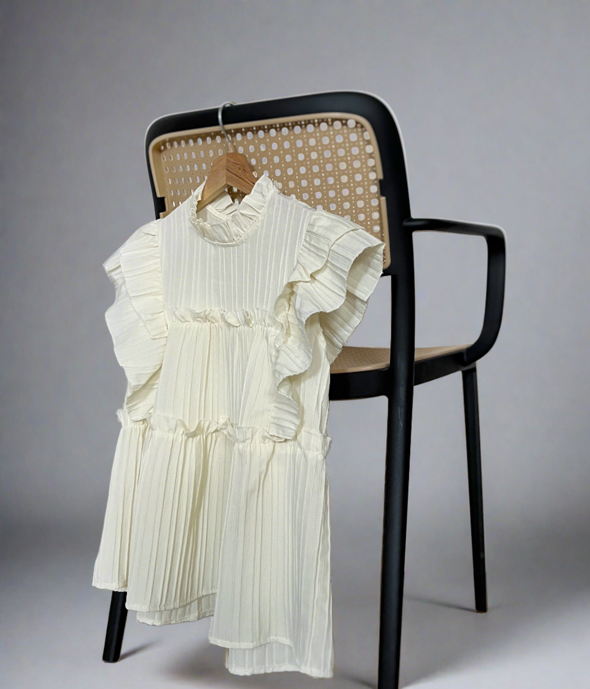 Aura Flutter Top (Beige)