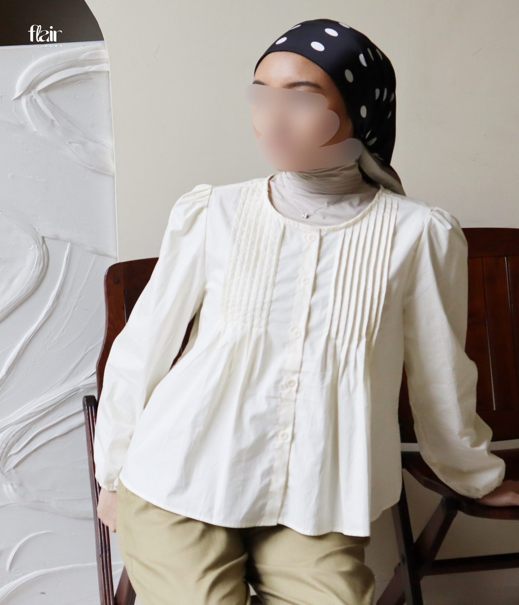 Belle Blouse (Buttermilk)