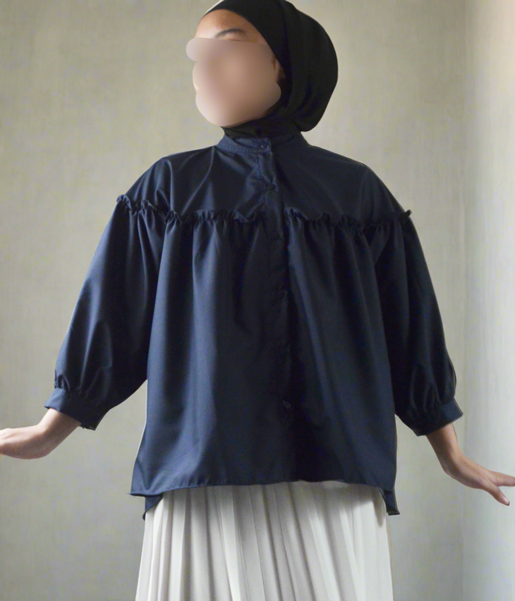 Hanya Blouse Navy [LAST PIECE]
